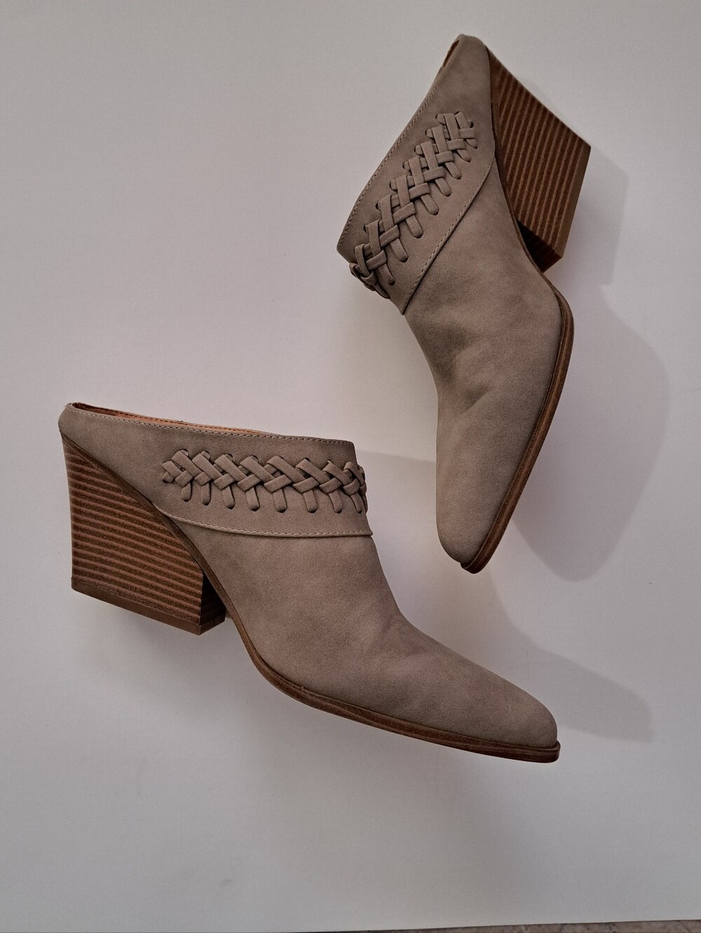 Indigo Taupe Braided Suede Pointed Toe Mules 10M - Picture 9 of 12
